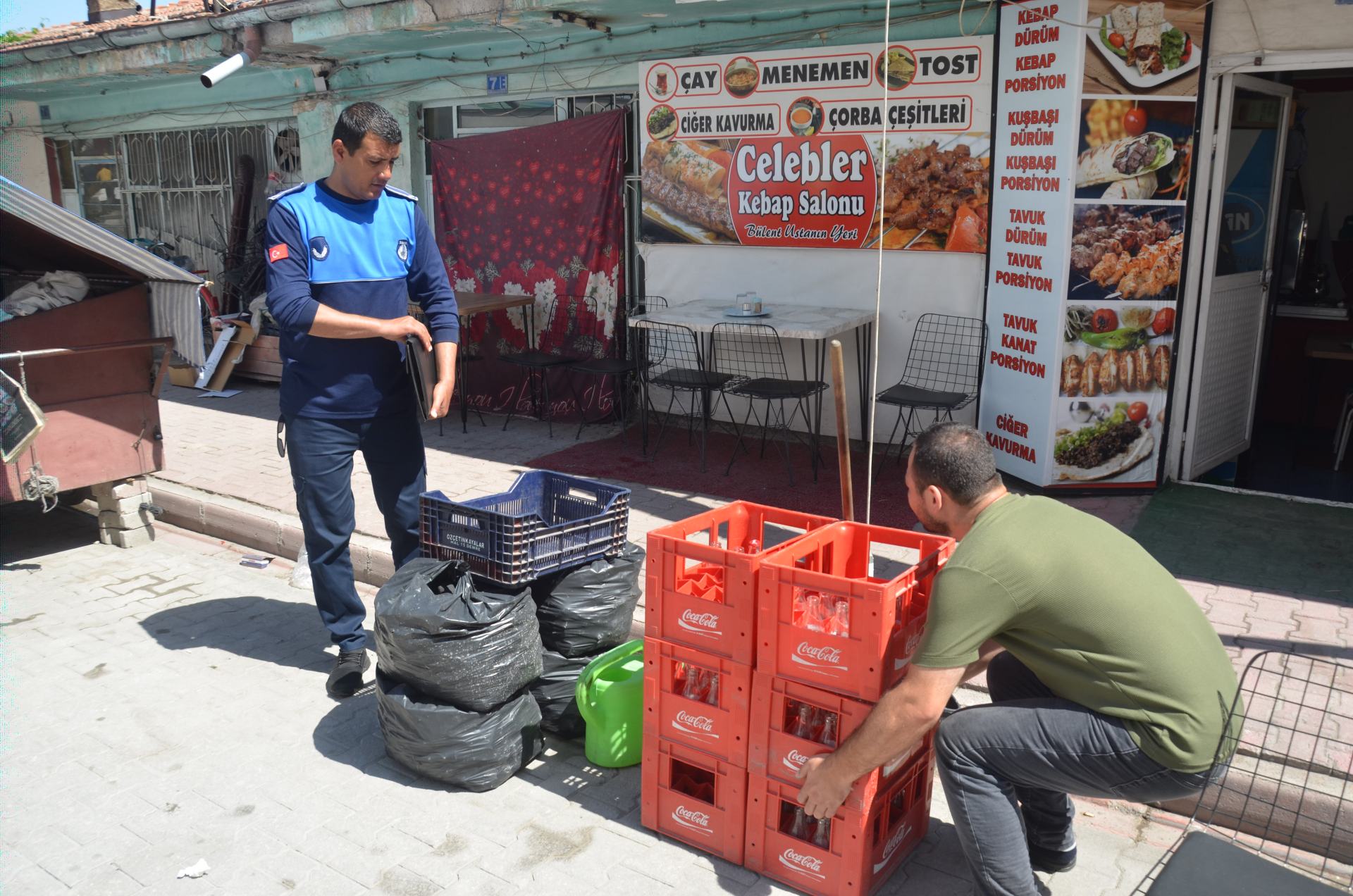 Ereğli Belediyesi Zabıta Ekipleri Kaldırım İşgallerini Denetledi